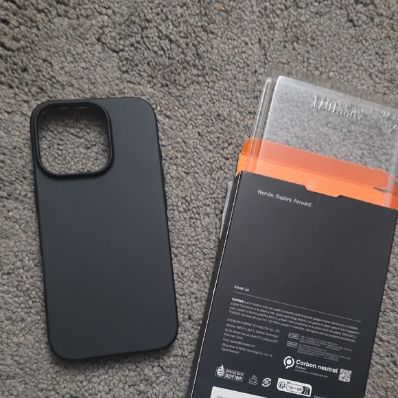 TORRAS Other - Iphone 16 Pro Slim Fit Case TORRAS